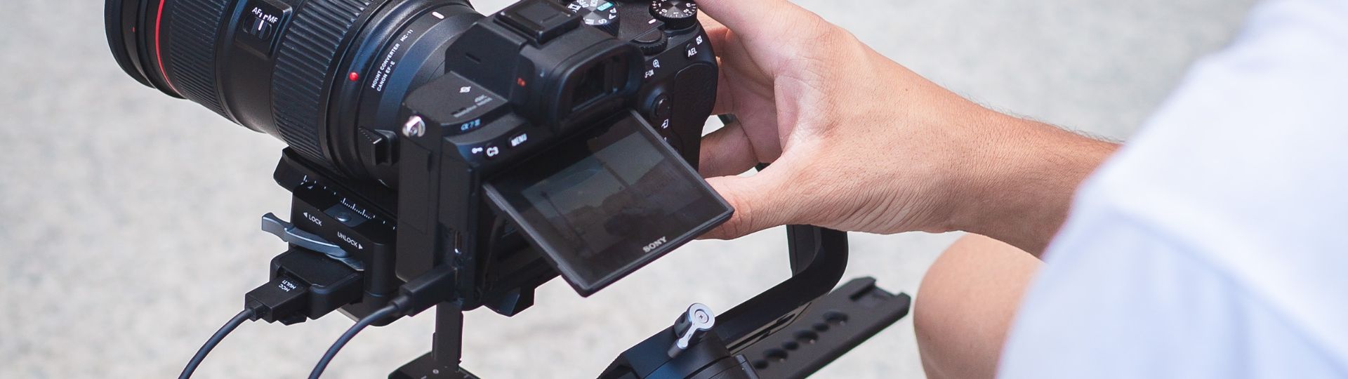 FX3 VS A7S3 10